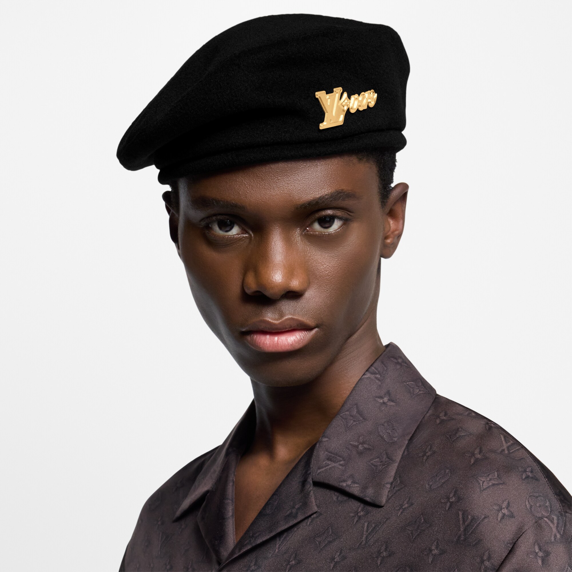 LOUIS VUITTONウールベレー帽/ルイヴィトンLVラバーズ　NIGO ロゴが可愛い♪】ルイヴィトン☆ビーニー LVヘッドライン (Louis